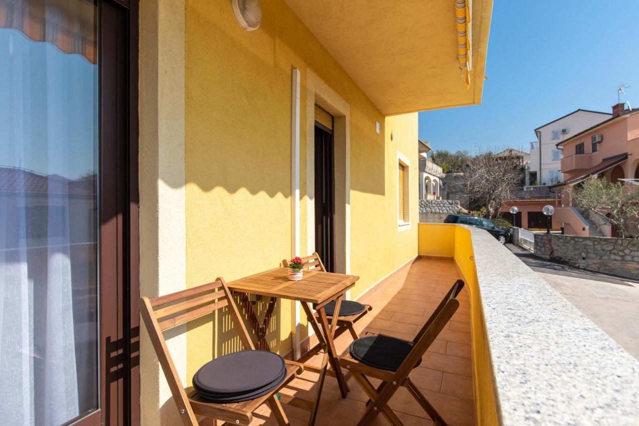 Apartment Julijana Krk Town Zewnętrze zdjęcie