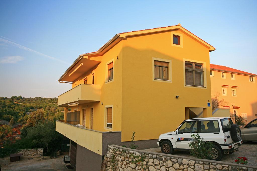 Apartment Julijana Krk Town Zewnętrze zdjęcie