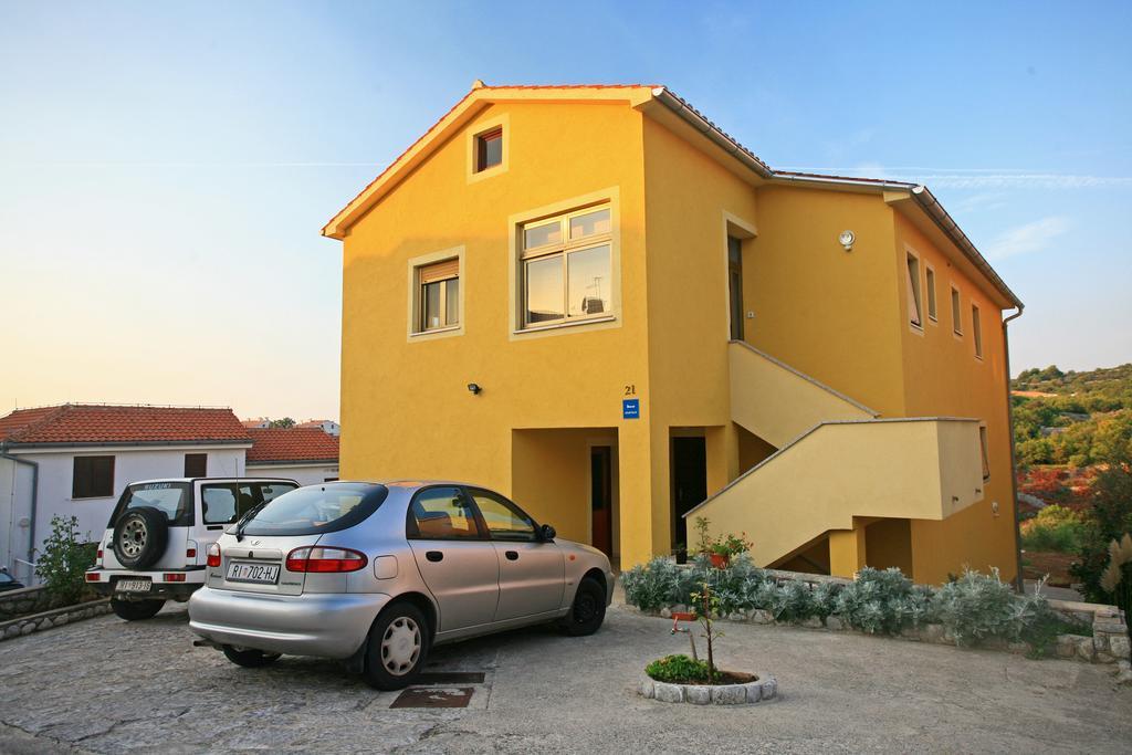 Apartment Julijana Krk Town Zewnętrze zdjęcie