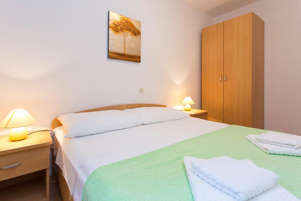 Apartment Julijana Krk Town Zewnętrze zdjęcie